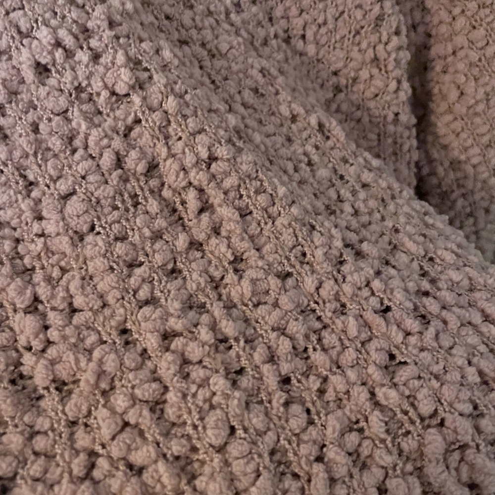 Sweater - Picture 4 of 4